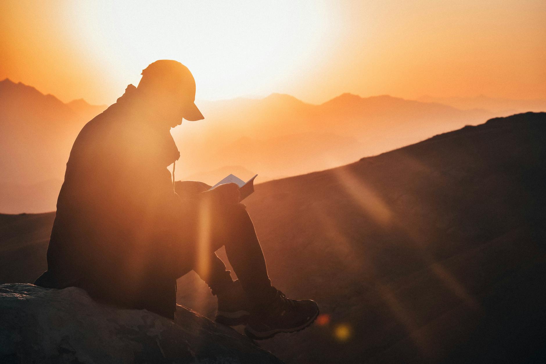 10 Bible Verses About Money Every Christian Should Know